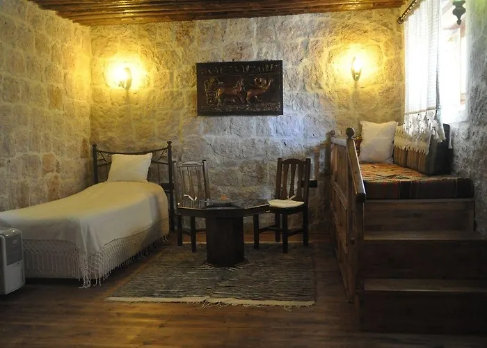 Aravan Evi Szálloda 4*