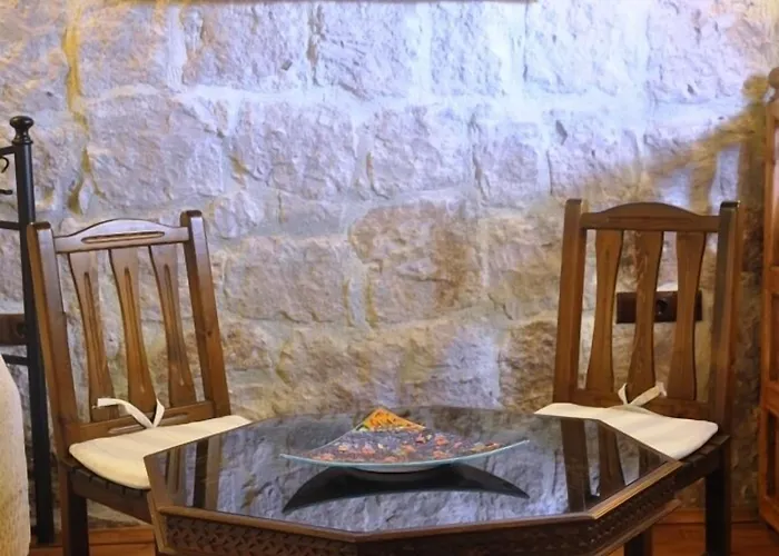 Szálloda Aravan Evi 4*