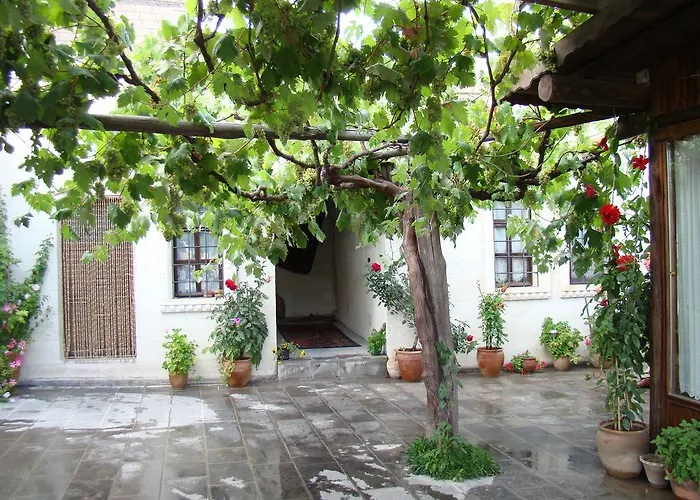 Aravan Evi Szálloda