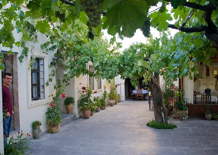 Aravan Evi Szálloda