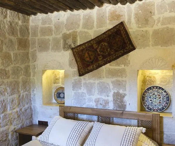 Aravan Evi Szálloda 4*